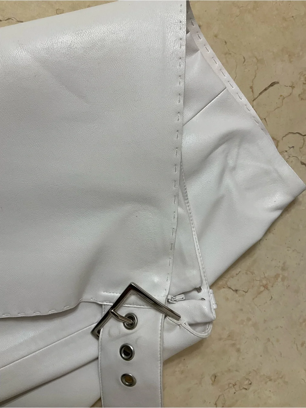 Ermanno Scervino White Faux Leather Mini Skirt with Buckle Detail